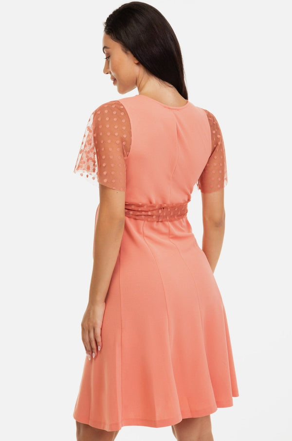 Rochie cu buline pentru gravide și alăptare