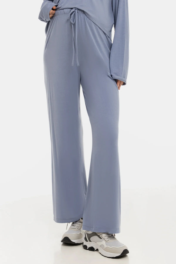 Pantaloni evazați moi din modal pentru gravide - albastru pastel