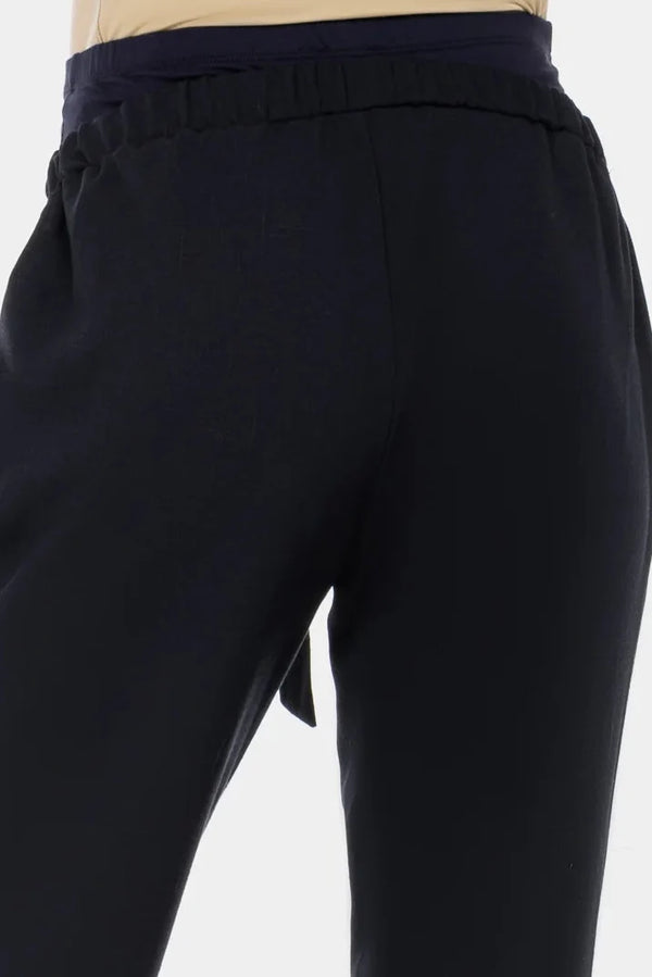 Pantaloni pentru gravide cu curea în albastru închis