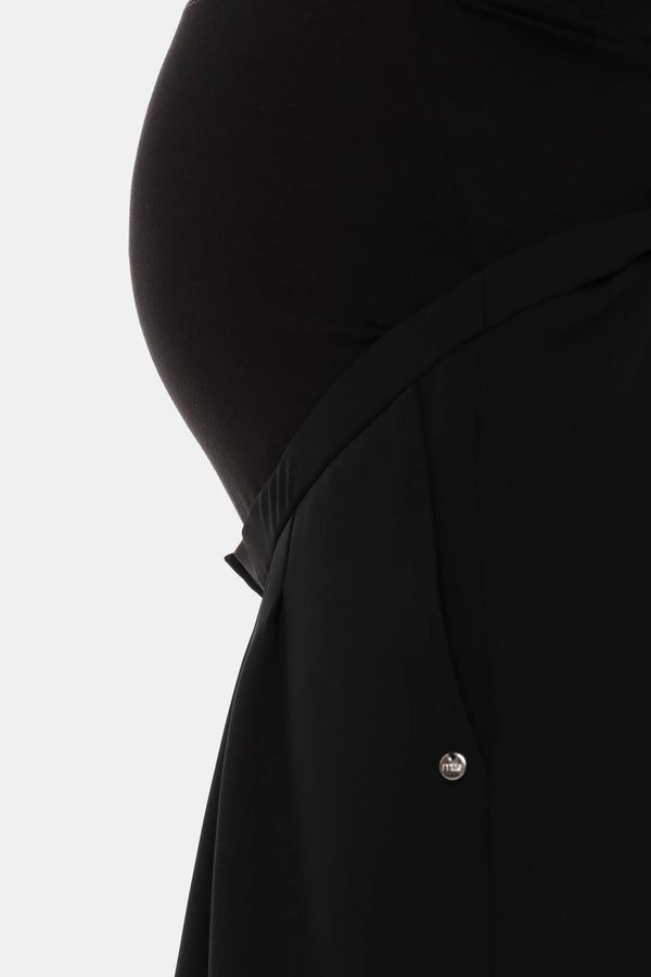 Pantaloni scurți pentru gravide cu pliseuri – negri