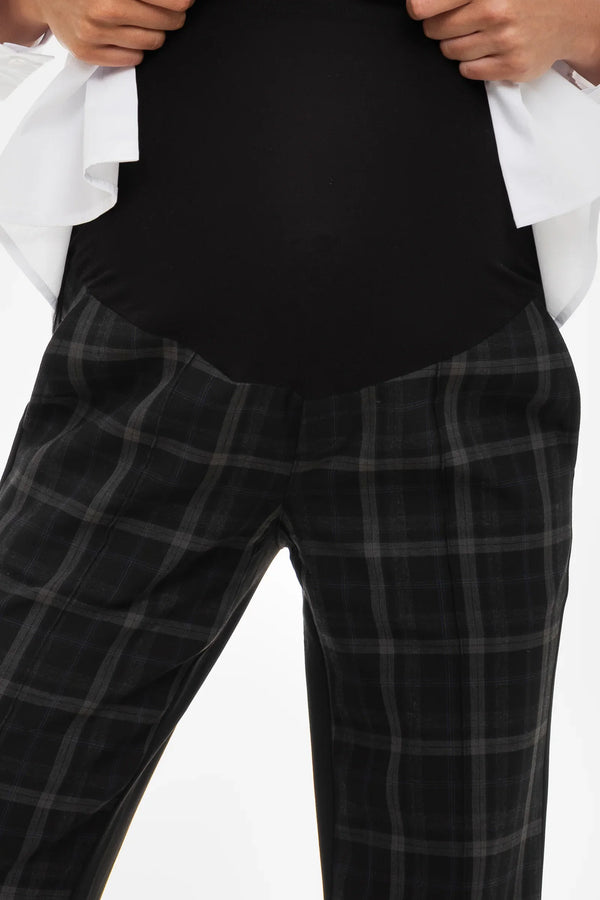 Pantaloni eleganți pentru gravide în carouri