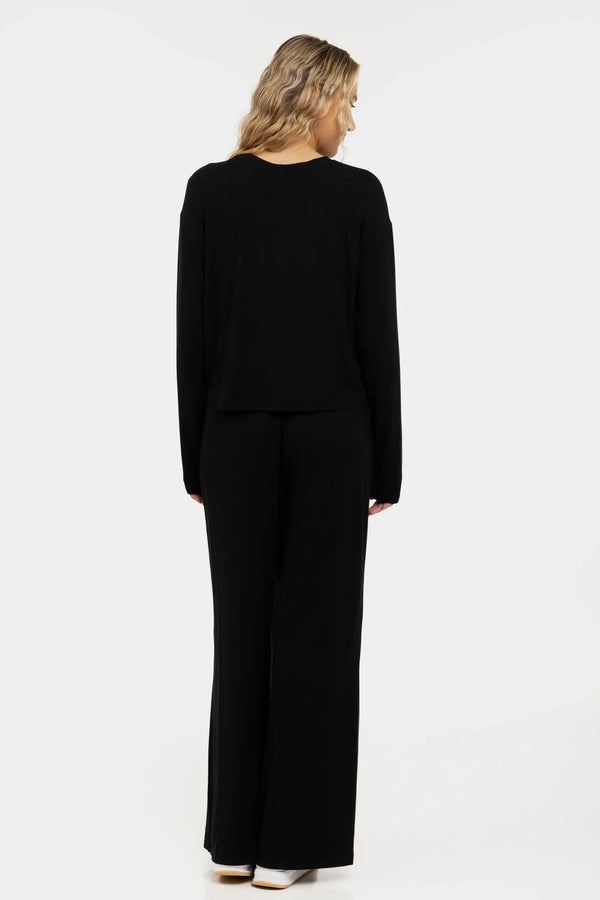 Top scurt cu mânecă lungă pentru gravide din modal moale – negru