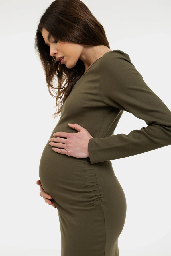 Rochie lungă pentru gravide cu fronseu