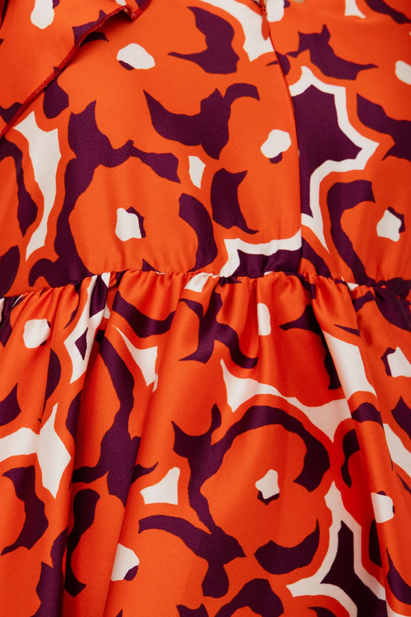 Rochie vaporoasă din satin pentru gravide și alăptare