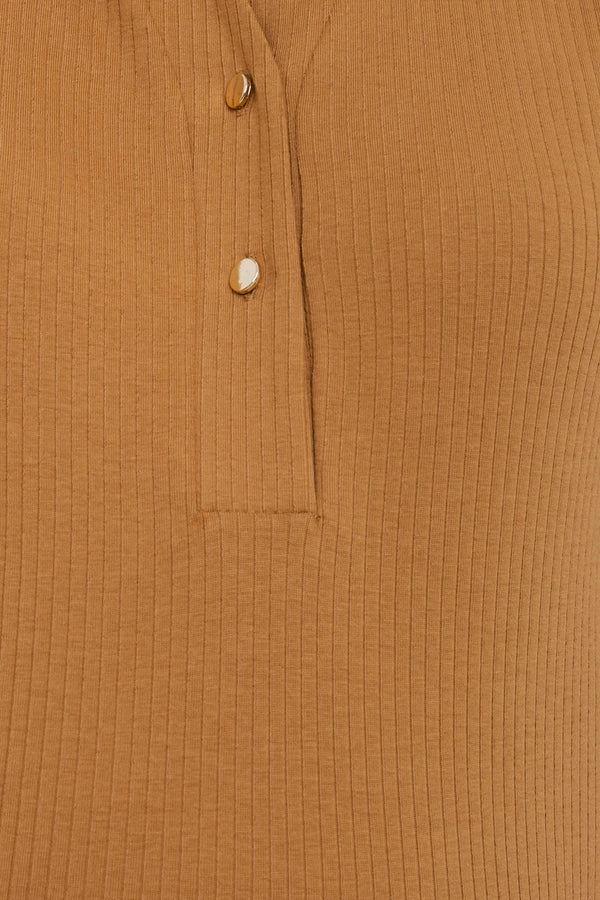 Rochie din bumbac rib pentru gravide și alăptare – caramel