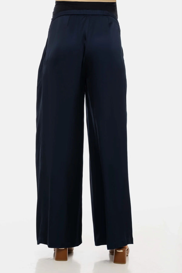 Pantaloni din satin cu pliuri pentru gravide – bleumarin