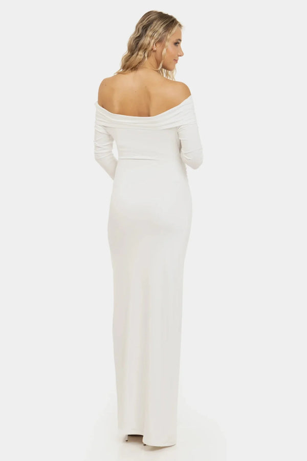 Rochie lungă de mireasă cu umeri goi – ecru