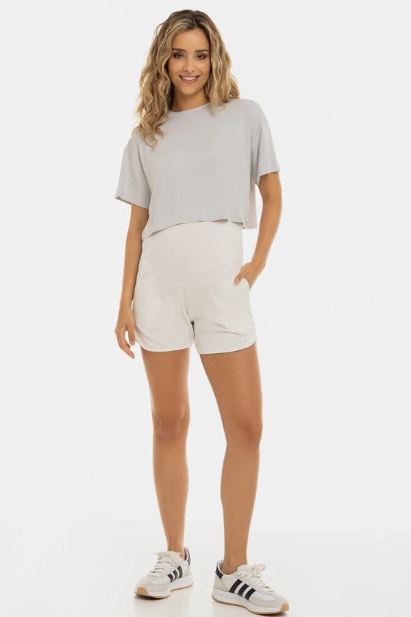 Pantaloni scurți reiați pentru gravide – ecru