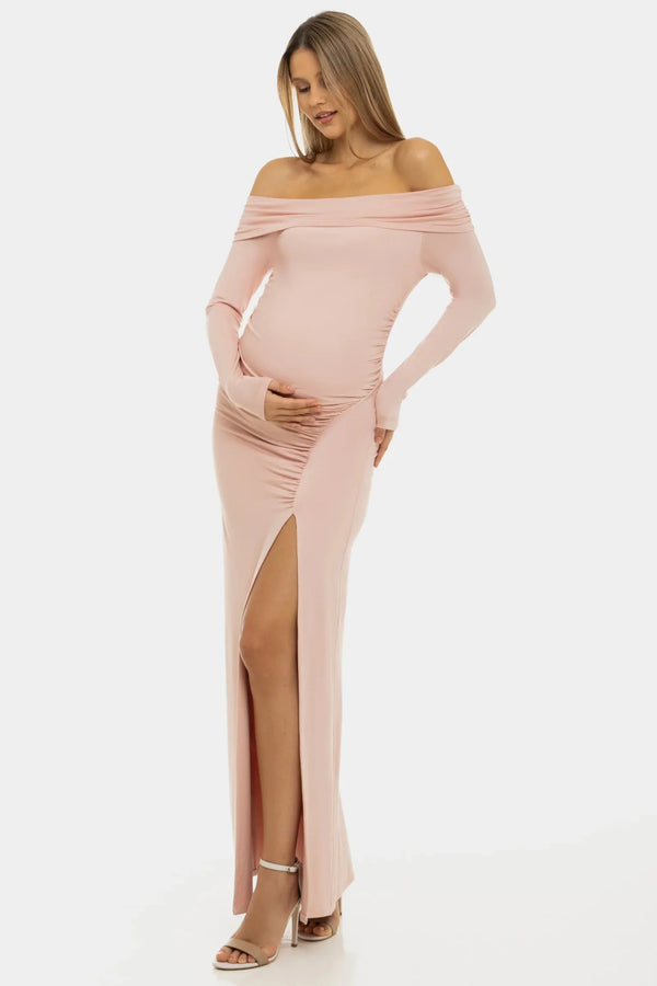 Rochie elegantă cu umeri goi în roz pastel