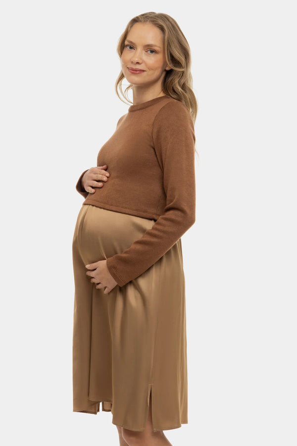 Rochie satinată cu pulover pentru gravide și alăptare - caramel
