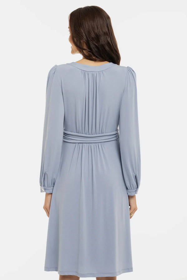 Rochie pentru gravide cu încrețituri - albastru pastel