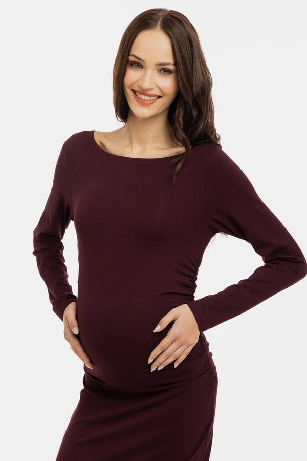 Rochie lungă elegantă cu falduri – bordo