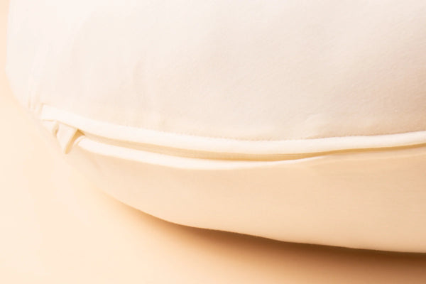 Pernă pentru alăptare - ecru