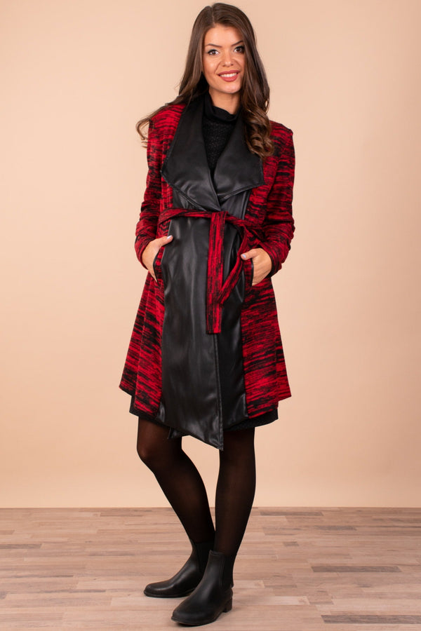 Mantou în roșu melanj cu reverul din piele