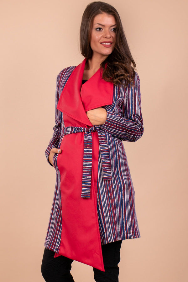 Mantoucu cu partea în față de piele