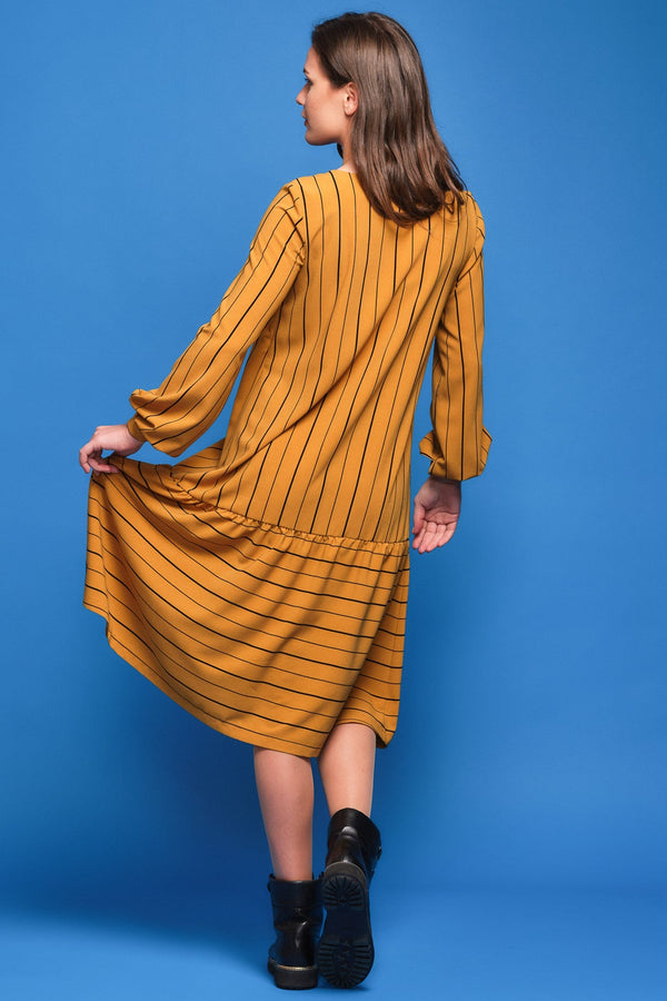 Rochie lunga pentru gravide și alăptare cu model