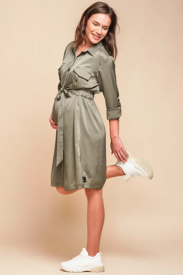 Rochie satinată pentru gravide și alăptare