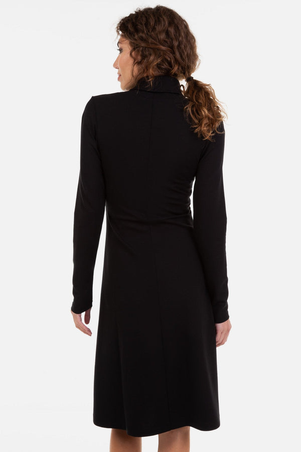 Rochie evazată pentru gravide și alăptare cu guler înalt - neagră