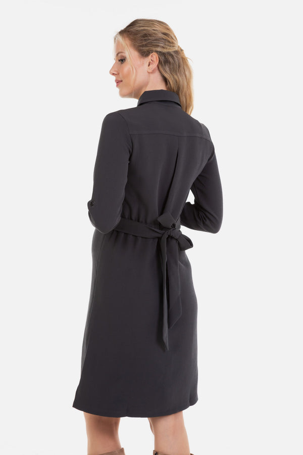 Rochie-cămașă pentru gravide și alăptare din material texturat – gri