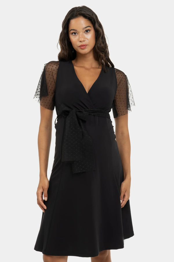 Rochie cu buline pentru gravide și alăptare