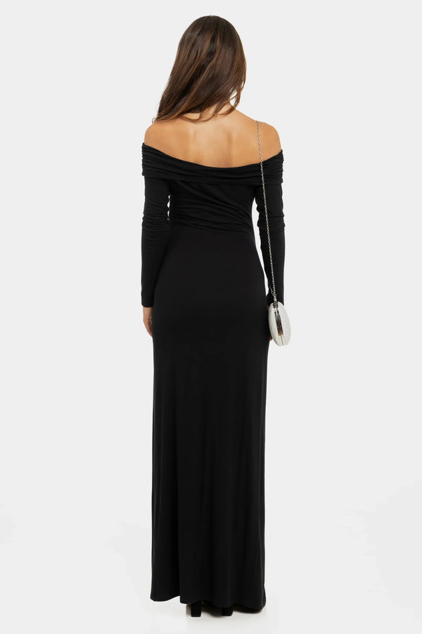 Rochie elegantă neagră cu umeri goi