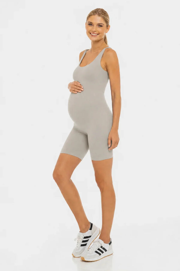 Salopetă scurtă modelatoare pentru gravide – bej | 100% opacă