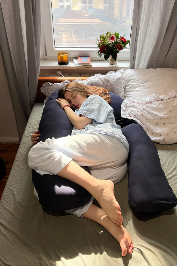 Pernă U 3 în 1 pentru gravide și alăptare – albastru închis