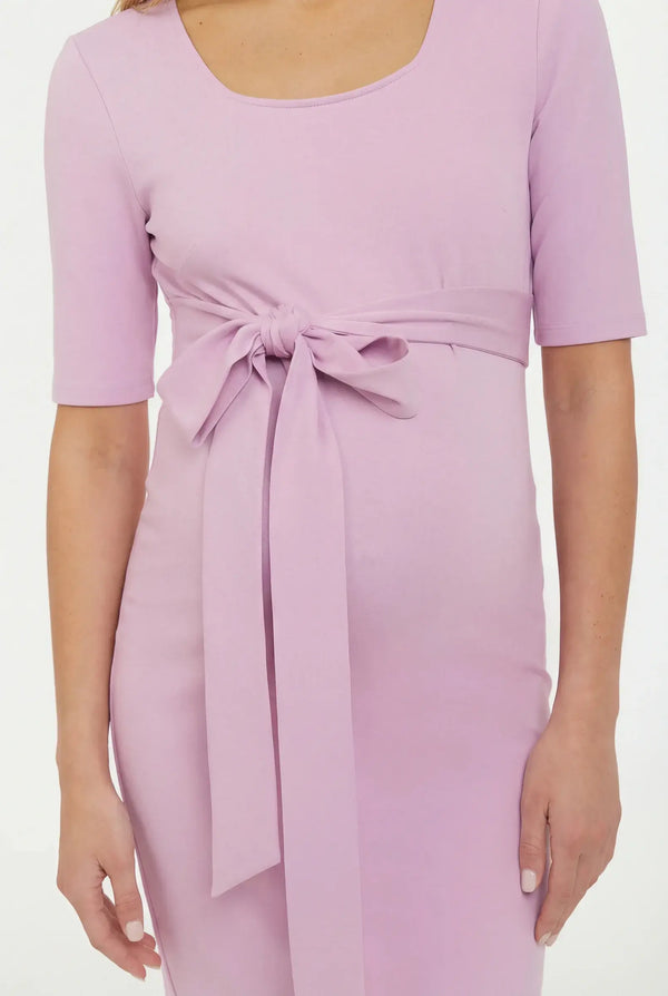 Rochie elegantă pentru gravide cu curea lată – roz