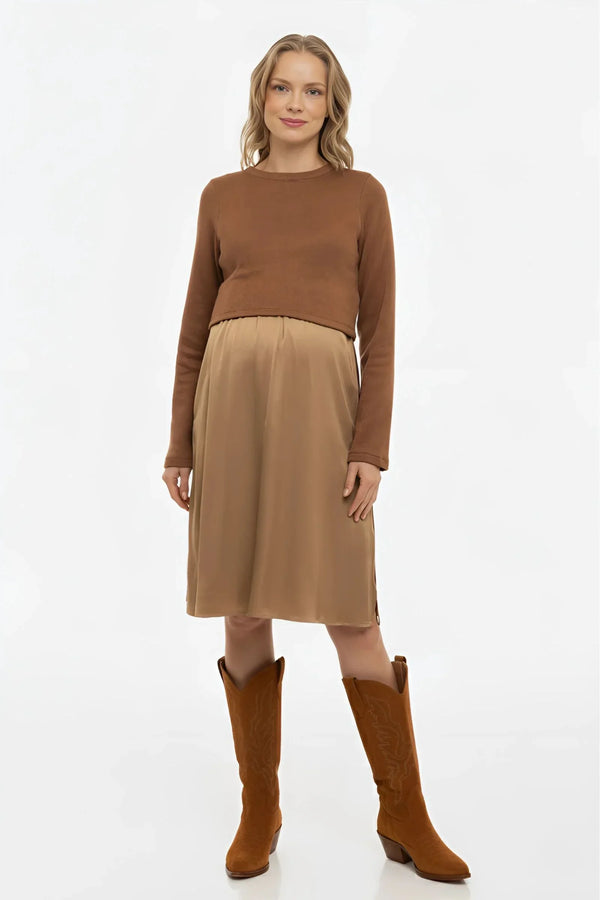 Rochie satinată cu pulover pentru gravide și alăptare - caramel