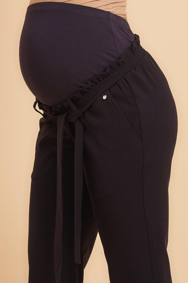 Pantaloni pentru gravide cu pliuri în talie